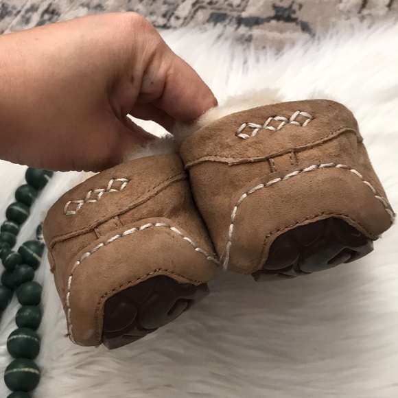 UGG Ansley Slipper in Chestnut Sz 2 - Picture 7 of 10